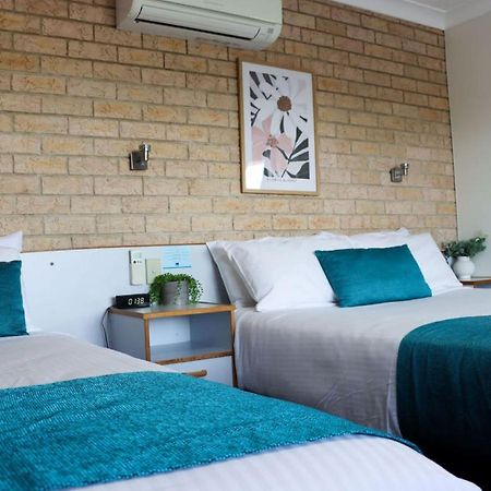 Kennedy Drive Airport Motel Твид-Хедс Экстерьер фото