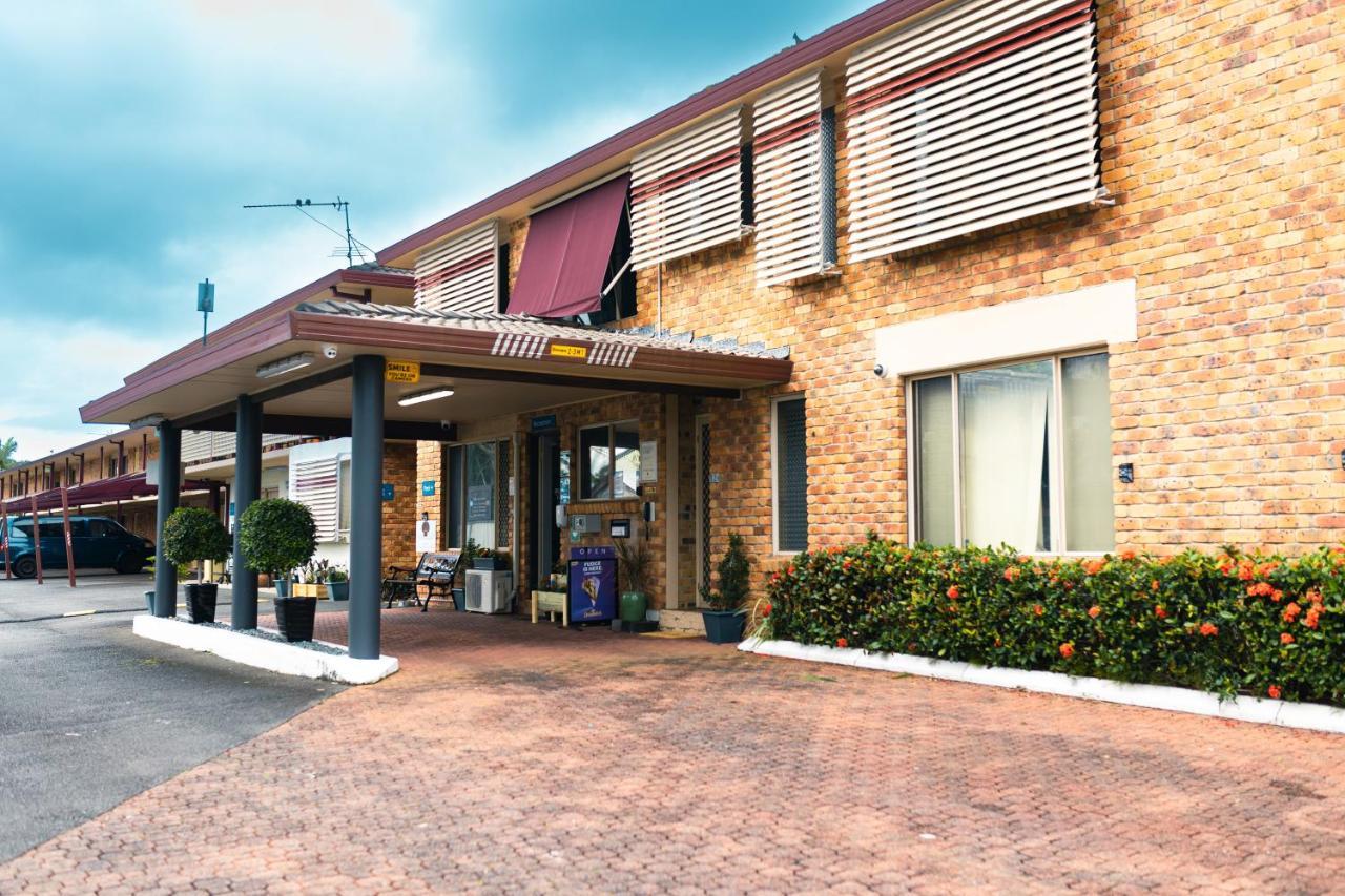 Kennedy Drive Airport Motel Твид-Хедс Экстерьер фото