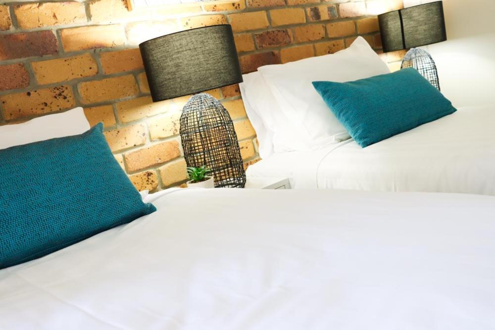 Kennedy Drive Airport Motel Твид-Хедс Экстерьер фото